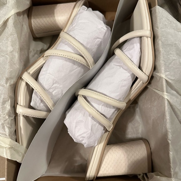 Dolce Vita Ivory Strappy Block Heels - Picture 3 of 6